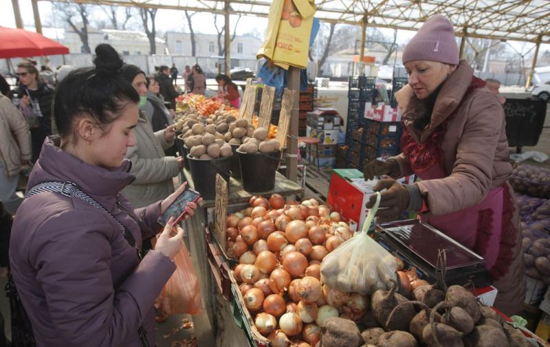 Ціни на продукти знову почали зростати: які товари в Україні стали дорожчими за останній місяць.